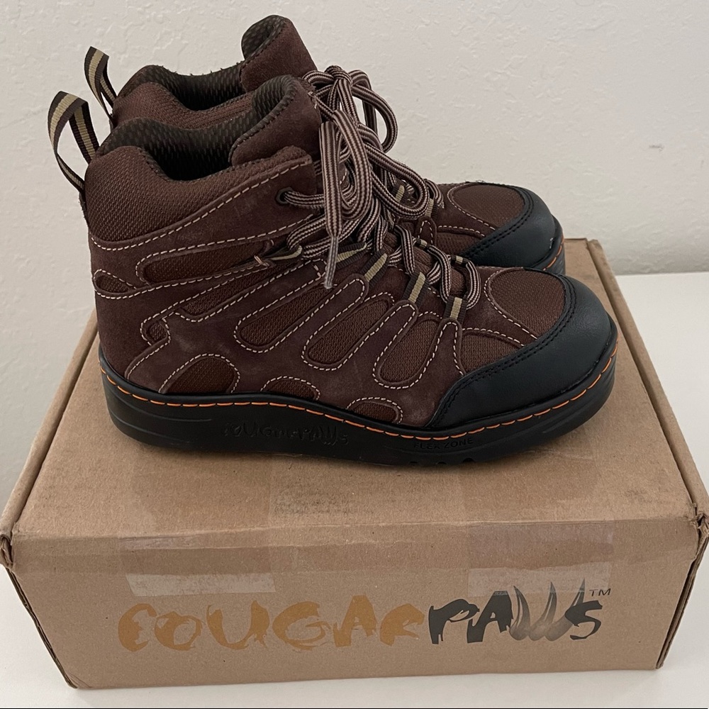 Cougar paws estimator boot